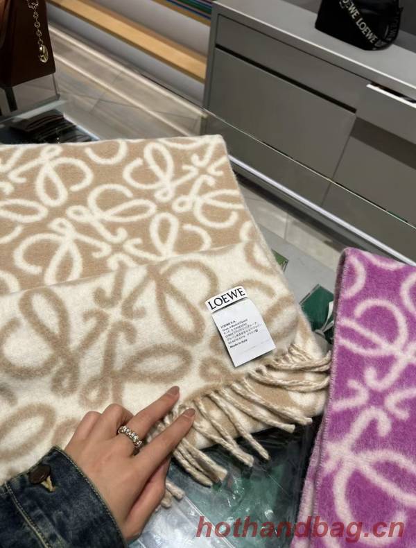 Loewe Scarf LOC00053 Loewe Scarf LOC00053