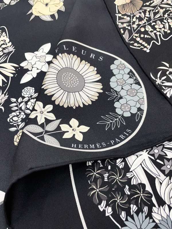 Hermes Scarf HEC00958 Hermes Scarf HEC00958