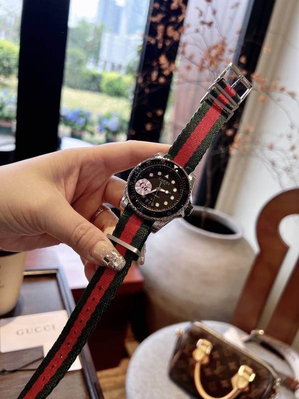 Gucci Watch GUW00133 Gucci Watch GUW00133