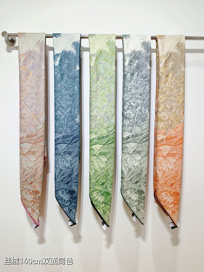 Hermes Shawl Cashmere and Silk Jacquard KY084