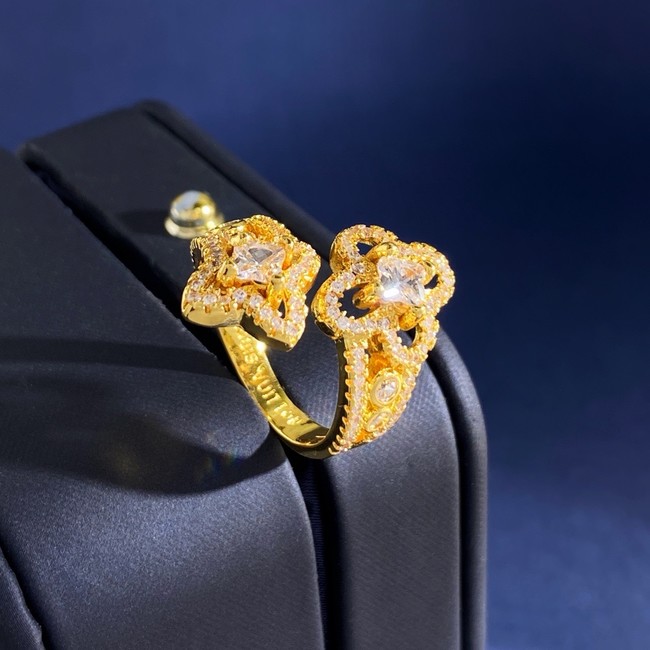 Louis Vuitton ring CE81100