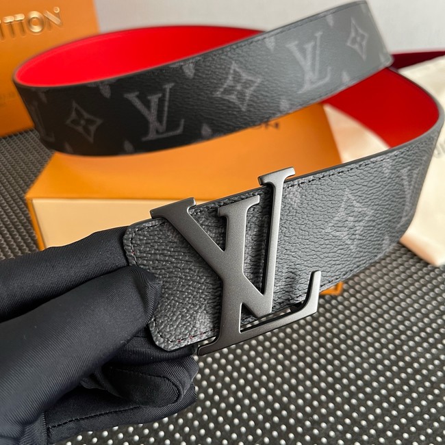 Louis Vuitton Initiales 40MM Reversible M9046