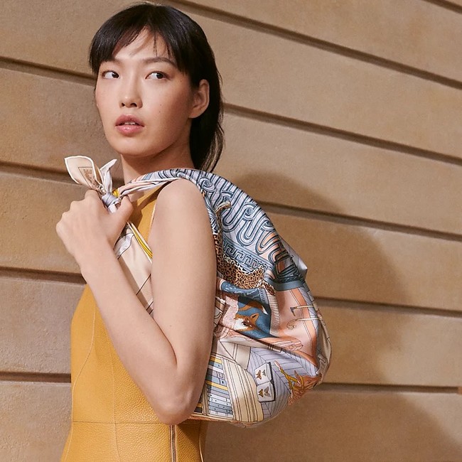 Hermes 90 Square Scarf Silk Twill KY163