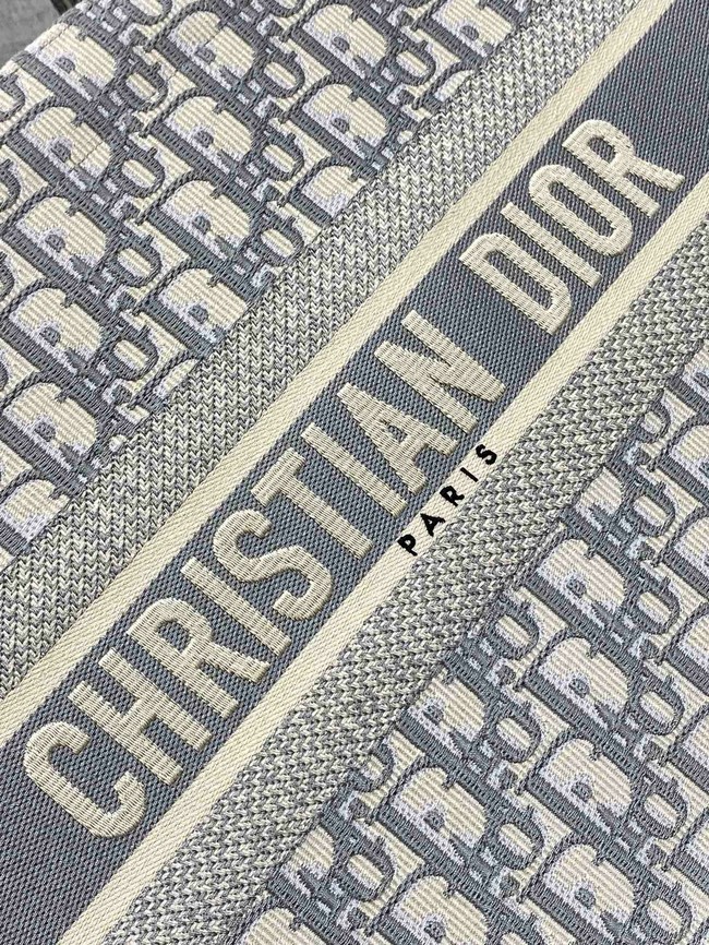 Medium Dior Book Tote Dior Oblique Embroidery and Calfskin M1324CZ-3