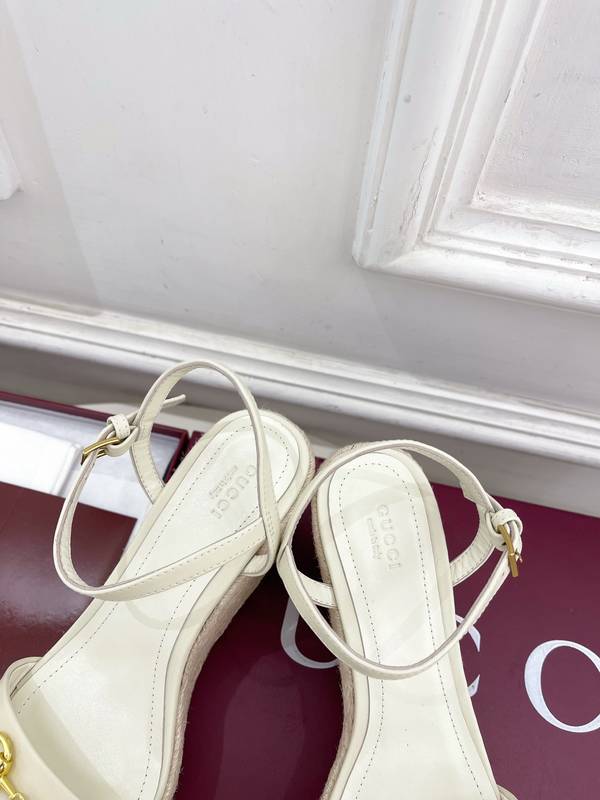 Gucci Shoes GUS00911 Heel 9CM