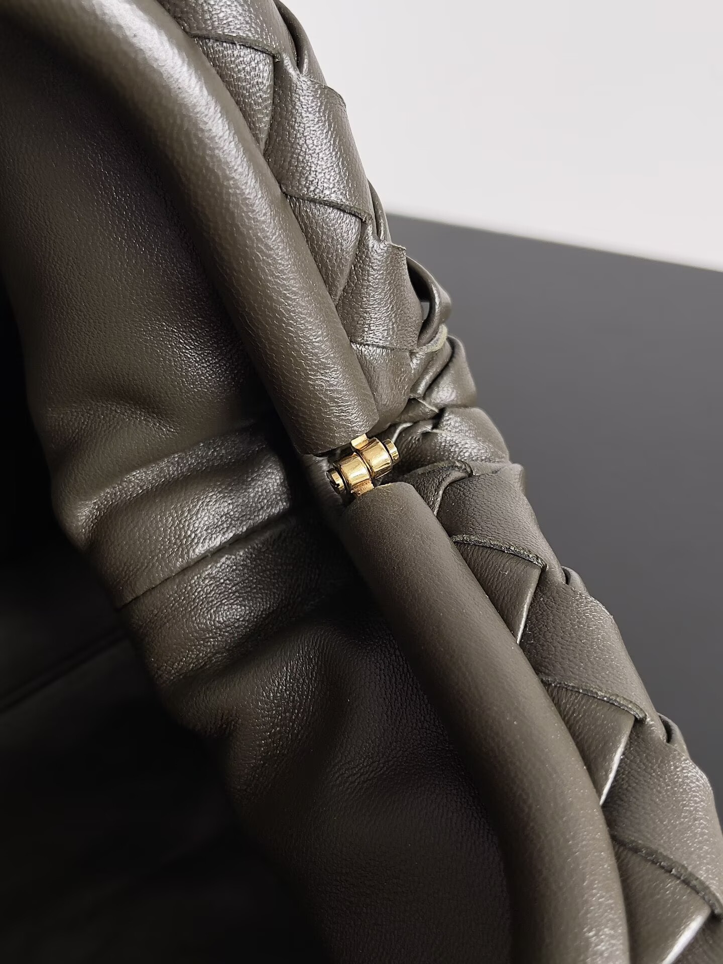 Bottega Veneta Lauren 1980 785807 Khaki Green Bottega Veneta Lauren 1980 785807 Khaki Green