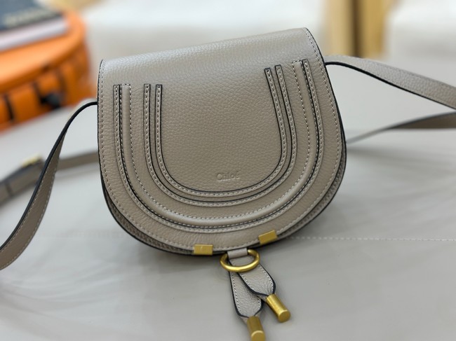 Chloe MARCIE small saddle bag 31053 light gray