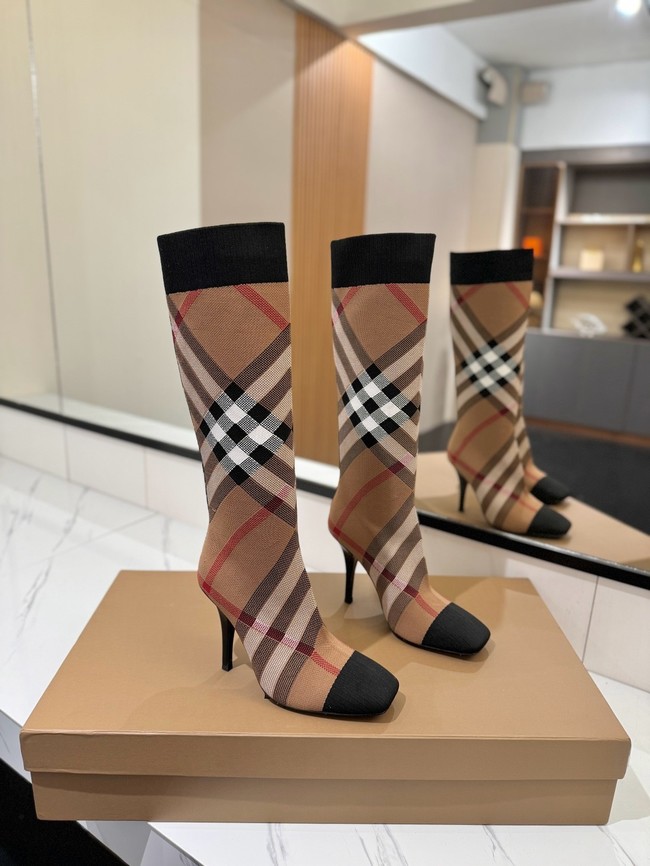 BurBerry High Boot 87215-3