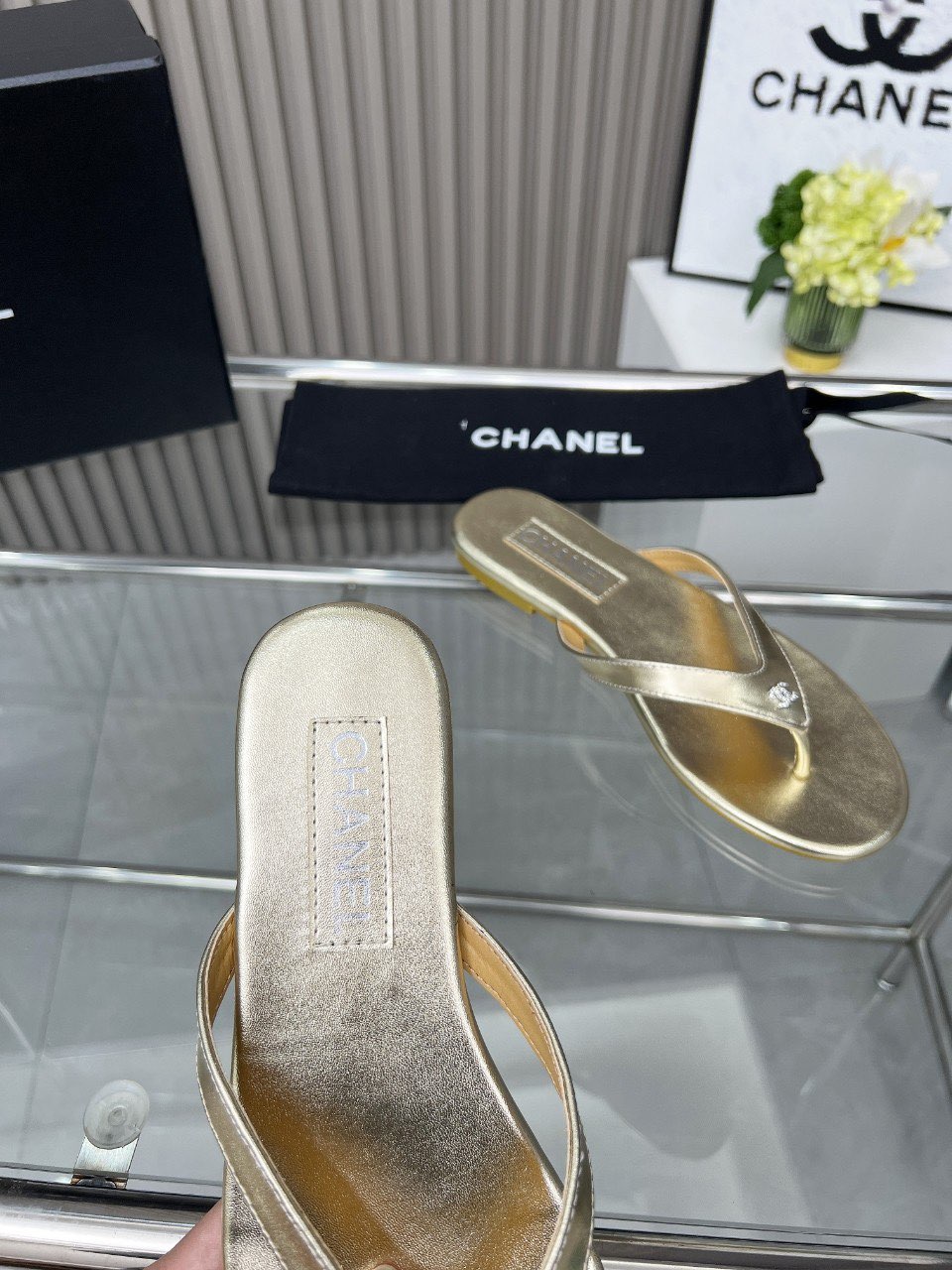 Chanel Sandal Shoes C63012 Gold
