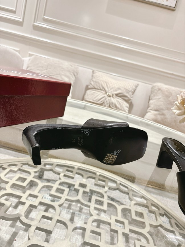 GUCCI Womens slide sandal with Horsebit 21075-11