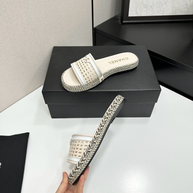 Chanel Slippers 55724-3