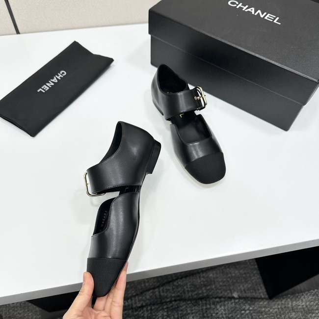 Chanel Mary Janes Grosgrain & Patent Calfskin G47028-3