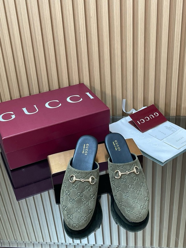 GUCCI Womens mule with Horsebit 855409-3