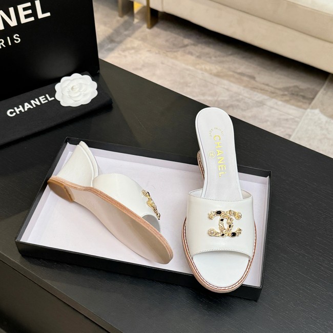 Chanel Slippers 66943-18